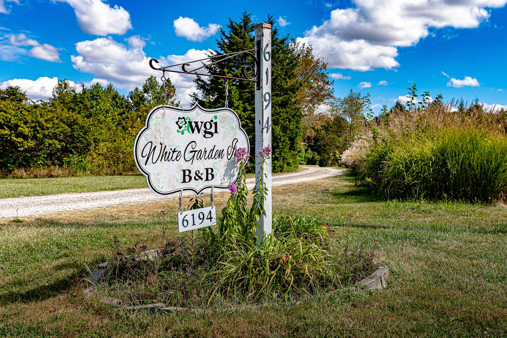 White Garden Inn Sign